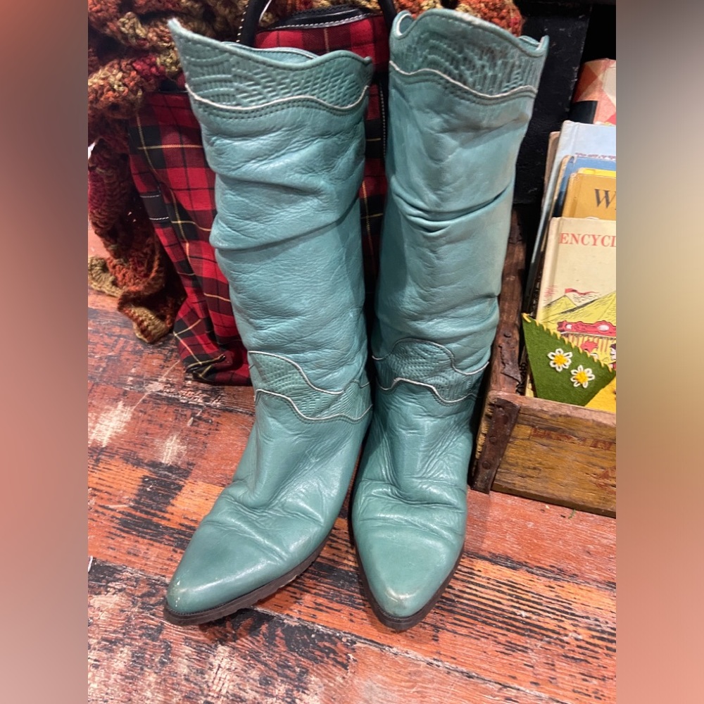 Vintage Santana teal canada boots women's Size 7